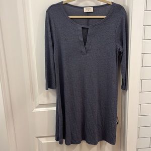 Everly Casual Waffle Knit Dress Keyhole Blue Textured Gray Color Size Small EUC